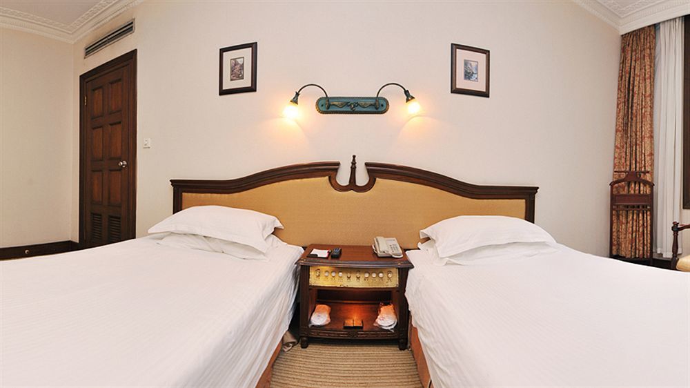 Jin Jiang Pacific Hotel Shanghái Exterior foto